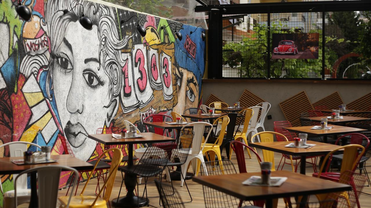 Voswos Garage Coffee Hotel Antalya Exterior photo